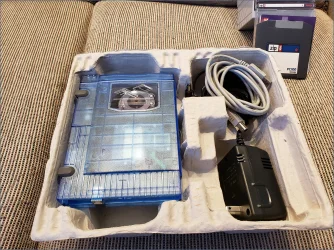 Zip-Drive_2.webp Zip-Drive_2.webp