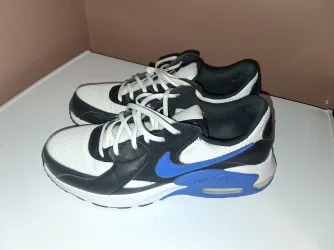 NIKE.webp NIKE.webp
