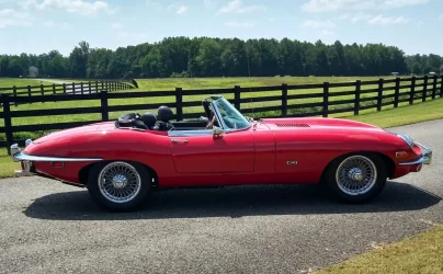 jaguar xke.webp
