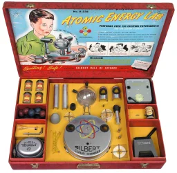 Gilbert atomic set.webp