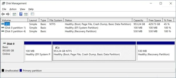 2025-11-16 00_09_21-Disk Management.webp