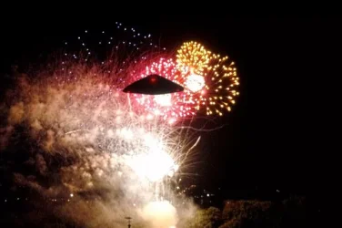 UFO_fireworks.webp