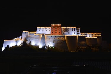 Sangzhuzi Palace - Tibet.jpg