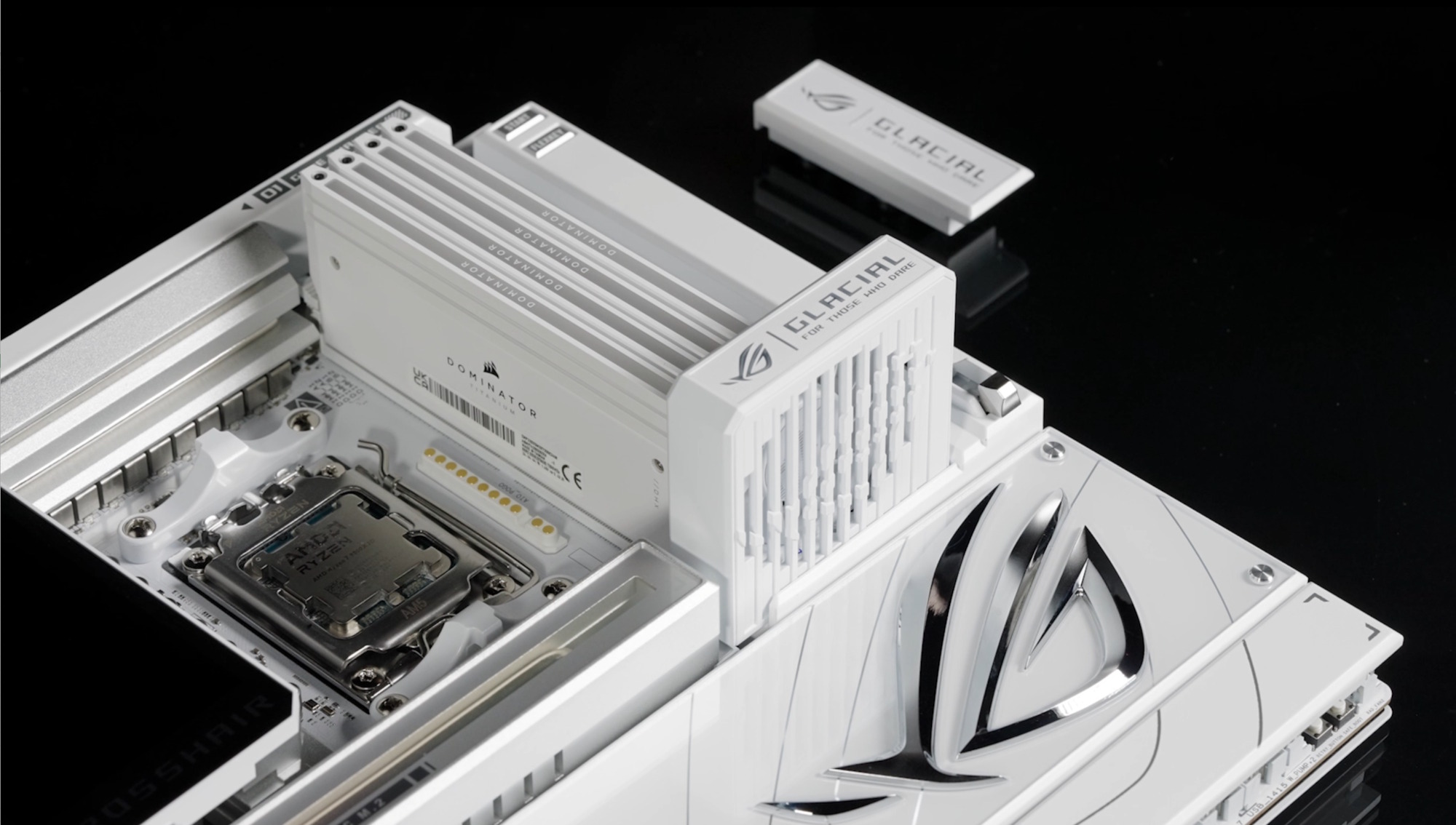 A view of how the ROG Memory Q-Fan connects to the motherboard